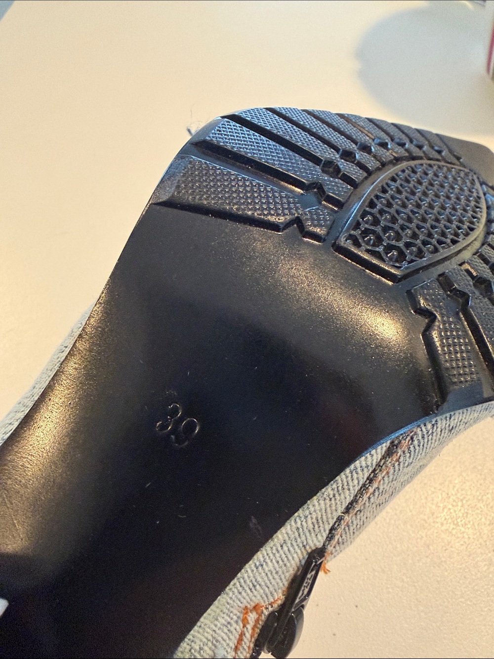 Emilia Schuhe size 39, 8.5 denim accessorized boots - Picture 9 of 9